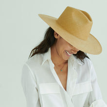 Load image into Gallery viewer, best tan hats womens