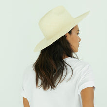 Load image into Gallery viewer, Isabella Panama Hat- Natural Straw
