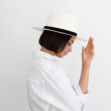 Load image into Gallery viewer, Georgie Panama hat - White